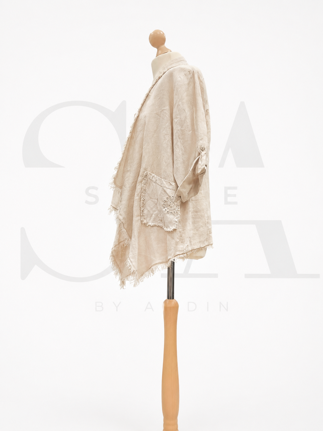 Damen Cardigan / leichte Jacke in Beige mit Fransen