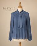 Plissee-Bluse mit Schleifenkragen – blau