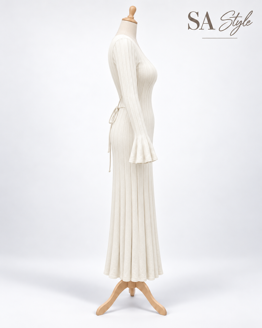Rippstrick-Maxikleid in Cremeweiß
