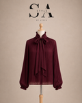 Plissee-Bluse mit Schleifenkragen – Weinrot